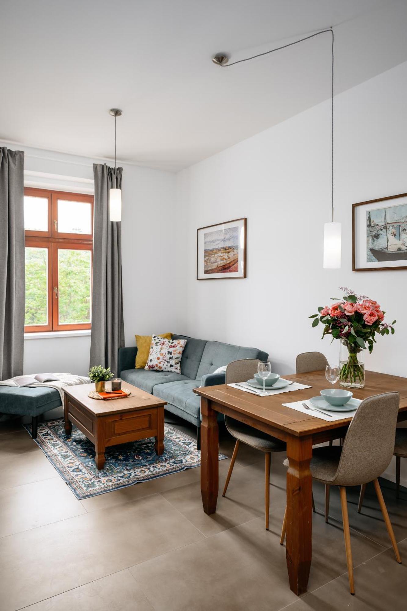 Days - Modern 1bdr - Hip Area * Praga