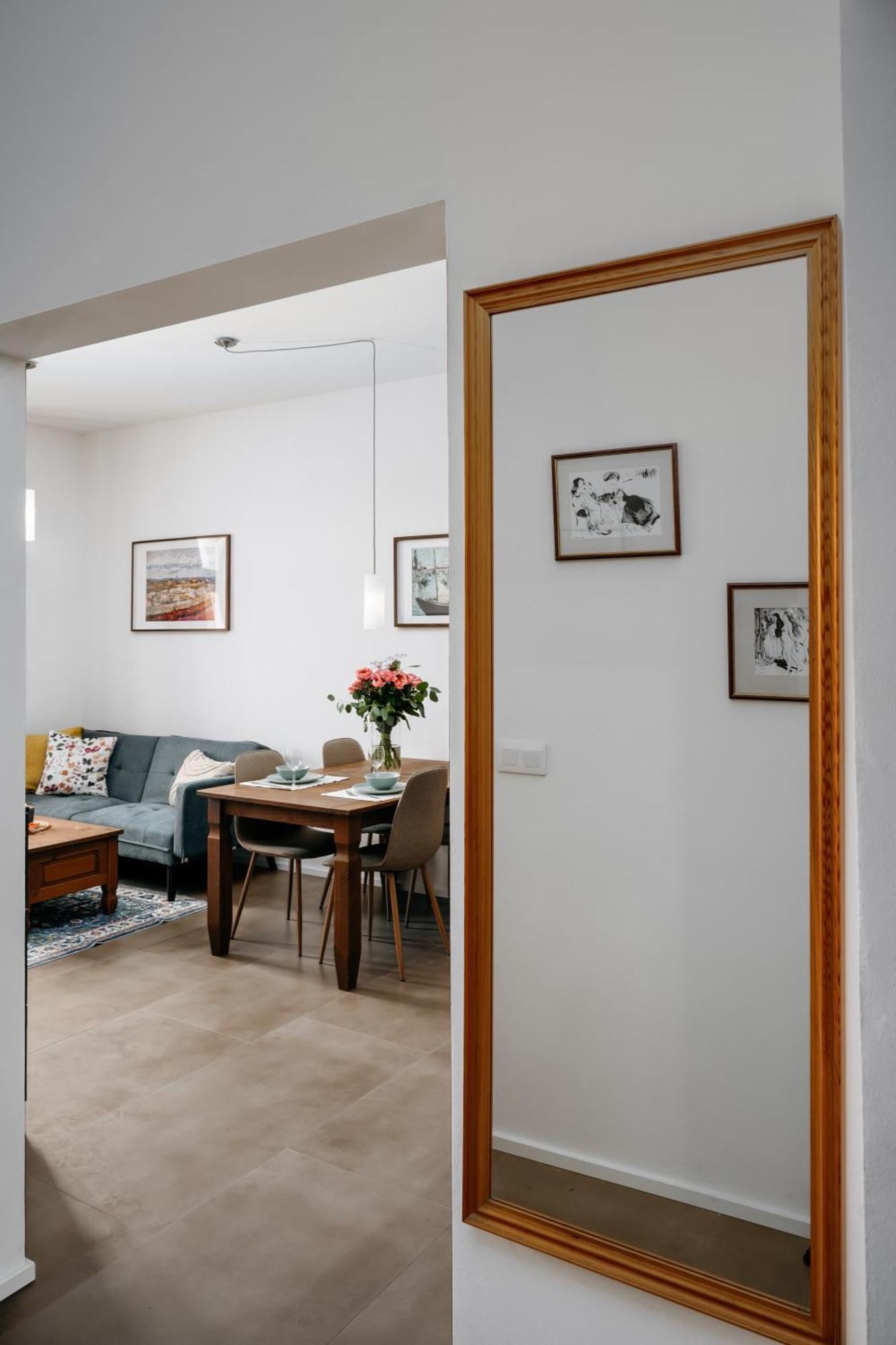 Appartamento Days - Modern 1bdr - Hip Area Praga